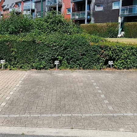 Premium Holidays - Modern Vacation In A Vacation Park In Vakantiehuis